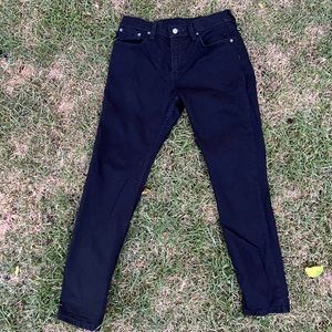 Levi’s slim taper jeans